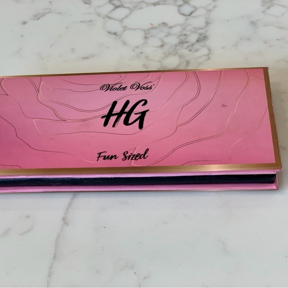 Violet Voss HG Palette - Picture 2 of 2
